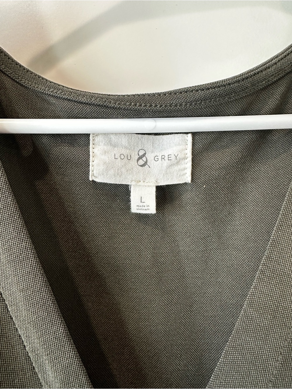 Lou & Grey Olive Green Button-Front Maxi Dress with Tie - Picture 3 of 3